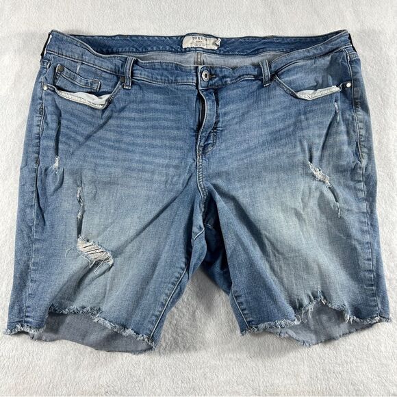 Womens Torrid Distresed Cutoff Denim Bermuda Shorts 0586 - Picture 1 of 7